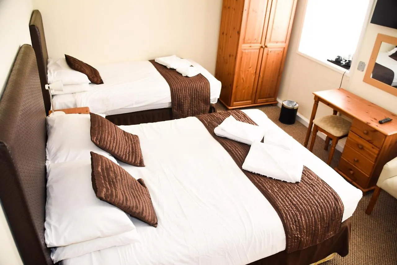 Stuart Hotel Blackpool 3*,