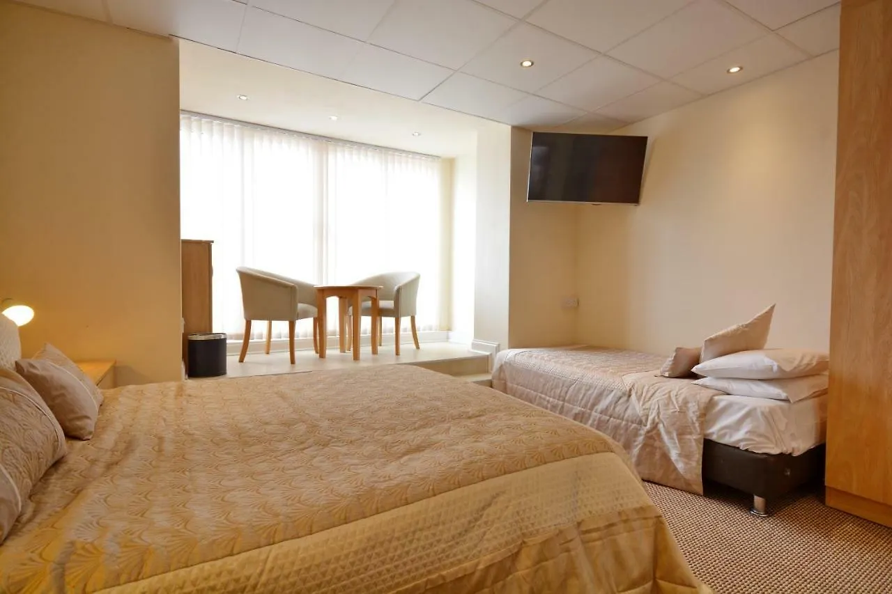 Stuart Hotel Blackpool 3*,