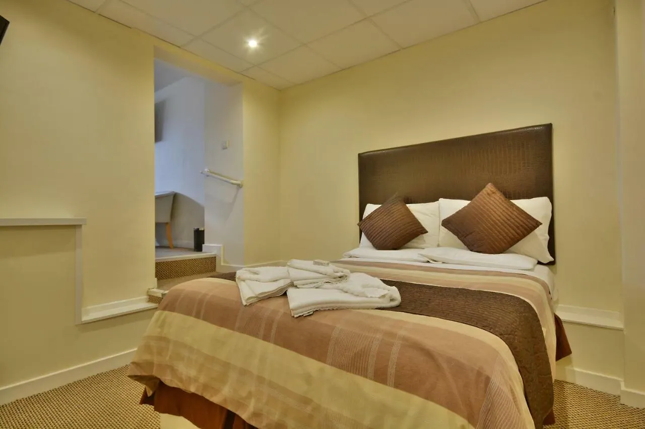 Stuart Hotel Blackpool 3*,  United Kingdom